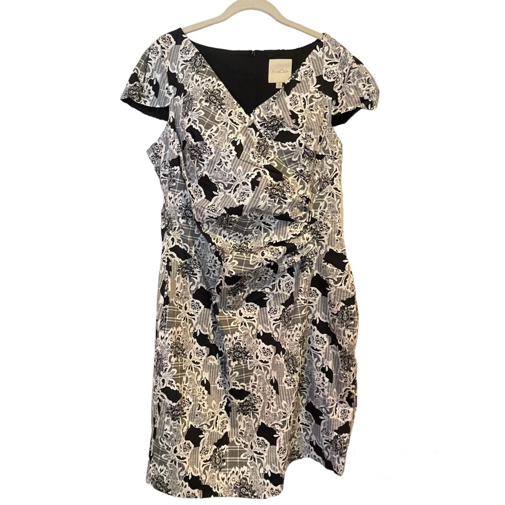 ModCloth Across the Boardroom sheath dress ruched black white graphic print 1X